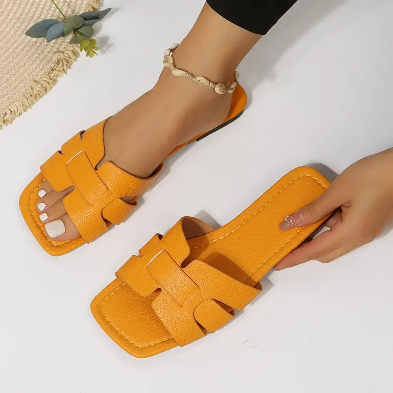 Sandy Sandals !